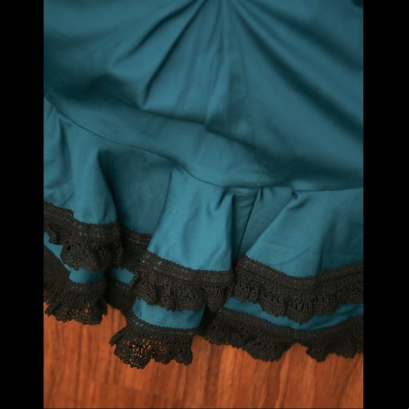 Pinup girl Teal skirt - Picture 3 of 3